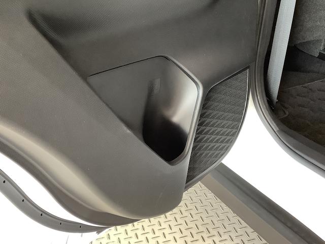 ロッキーＧ　ターボ　ナビ　ドラレコ　ＥＴＣ　バックカメラ　クルコン１年保証　ナビＴＶ　ＥＴＣ　バックカメラ　ドラレコ　アダプティブクルーズコントロール　前後コーナーセンサー　前席シートヒーター　ＵＳＢ　Ｂｌｕｅｔｏｏｔｈ　スマートキー　１７インチ純正アルミホイール（兵庫県）の中古車