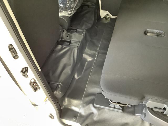 ハイゼットカーゴＤＸ　ＣＶＴ　コーナーセンサー　キーレスエントリー　ラジオ走行無制限１年保証　前後コーナーセンサー　ＣＶＴ車　オートマチックハイビーム　キーレスエントリー　アイドリングストップ　横滑り防止装置　オートライト　ヘッドライトレベライザー　パワーウィンドウ　ラジオ（兵庫県）の中古車