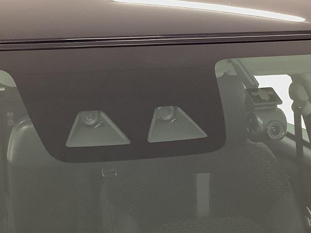 ロッキープレミアム　ターボ　４ＷＤ　禁煙車　ワンオーナー　ナビＴＶ１年保証　４ＷＤ　ワンオーナー　ナビＴＶ　ドラレコ　ＥＴＣ　全方位カメラ　アダプティブクルーズコントロール　コーナーセンサー　シートヒーター　ブラインドスポットモニター　１７インチ純正アルミホイール（兵庫県）の中古車