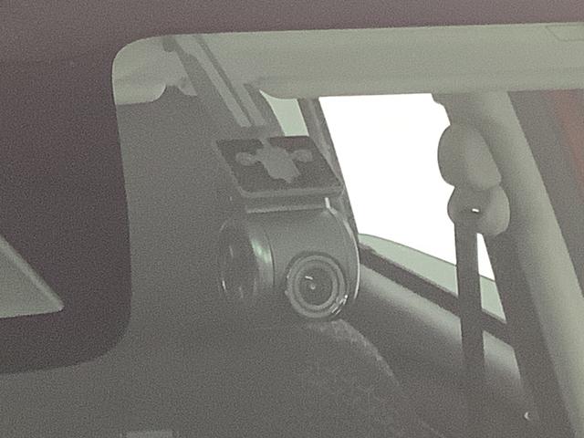 ロッキープレミアム　ターボ　４ＷＤ　禁煙車　ワンオーナー　ナビＴＶ１年保証　４ＷＤ　ワンオーナー　ナビＴＶ　ドラレコ　ＥＴＣ　全方位カメラ　アダプティブクルーズコントロール　コーナーセンサー　シートヒーター　ブラインドスポットモニター　１７インチ純正アルミホイール（兵庫県）の中古車