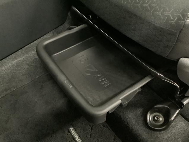 ロッキープレミアム　ターボ　４ＷＤ　禁煙車　ワンオーナー　ナビＴＶ１年保証　４ＷＤ　ワンオーナー　ナビＴＶ　ドラレコ　ＥＴＣ　全方位カメラ　アダプティブクルーズコントロール　コーナーセンサー　シートヒーター　ブラインドスポットモニター　１７インチ純正アルミホイール（兵庫県）の中古車