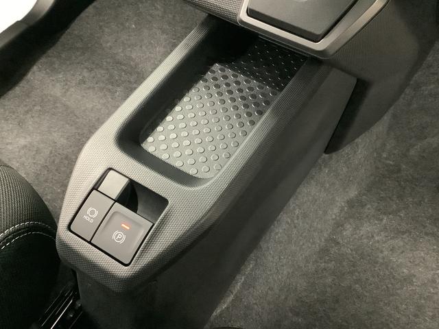 タフトＧ　ダーククロムベンチャー　クルコン　前後コーナーセンサー走行無制限１年保証　前後コーナーセンサー　アダプティブクルーズコントロール　前席シートヒーター　オートマチックハイビーム　オートブレーキホールド　スカイフィールトップ　１５インチ純正アルミホイール（兵庫県）の中古車