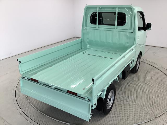 ハイゼットトラックスタンダード 4WD CVT 前後コーナーセンサー ラジオ走行無制限1年保証 前後コーナーセンサー 4WD CVT車 3方開 オートマチックハイビーム アイドリングストップ 横滑り防止装置 オートライト ヘッドライトレベライザー ラジオ スマートアシスト(兵庫県)の中古車