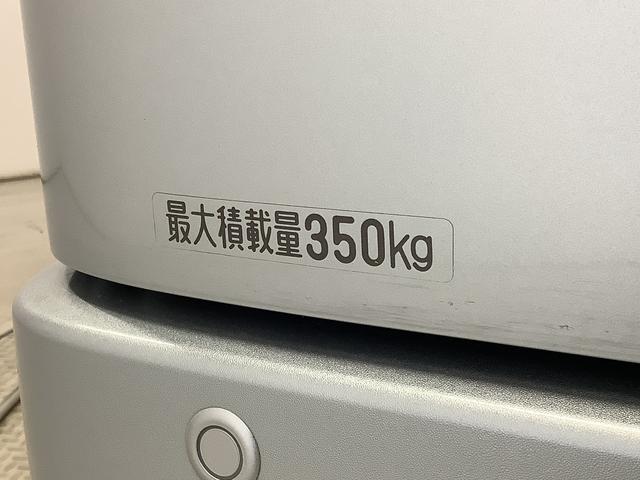 ハイゼットカーゴクルーズターボ　ＣＶＴ　１オーナー　ＥＴＣ　コーナーセンサー走行無制限１年保証　前後コーナーセンサー　ＣＶＴ車　ワンオーナー　ＥＴＣ　オートマチックハイビーム　ＬＥＤヘッドライト　プッシュスタート　横滑り防止装置　スマートキー　ドアバイザー　電動格納ドアミラー（兵庫県）の中古車