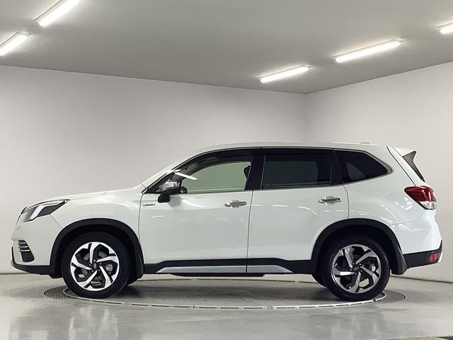 フォレスターアドバンス　４ＷＤ　８インチナビ　ドラレコ　ＥＴＣ　クルコン１年保証　８インチナビ　ドラレコ　ＥＴＣ　バックカメラ　デジタルインナーミラー　アダプティブクルーズコントロール　ブラインドスポットモニター　前後席シートヒーター　パドルシフト　電動リアゲート（兵庫県）の中古車