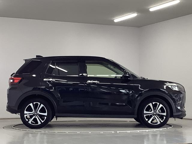 ロッキープレミアム　ターボ　ワンオーナー　９インチナビＴＶ　ドラレコ１年保証　ワンオーナー　９インチナビＴＶ　ドラレコ　ＥＴＣ　バックカメラ　アダプティブクルーズコントロール　コーナーセンサー　シートヒーター　ＵＳＢ　Ｂｌｕｅｔｏｏｔｈ　１７インチ純正アルミホイール（兵庫県）の中古車