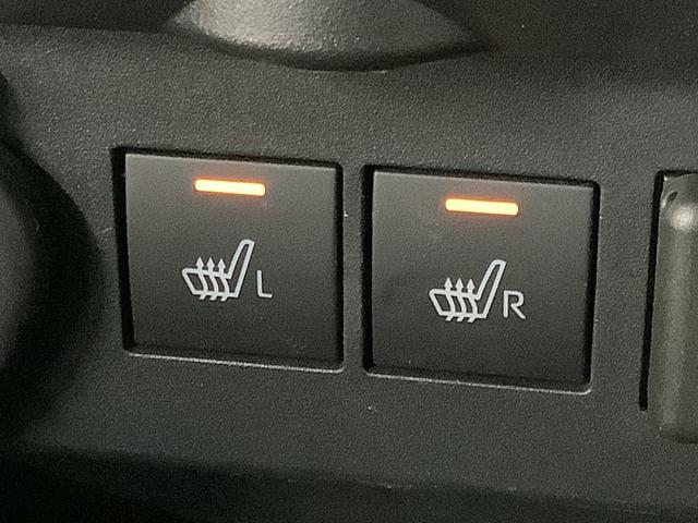 ロッキープレミアムG HEV ワンオーナー ディスプレイオーディオ1年保証 9インチディスプレイオーディオ ワンオーナー 全方位カメラ アダプティブクルーズコントロール 前後コーナーセンサー 前席シートヒーター Bluetooth 17インチ純正アルミホイール(兵庫県)の中古車