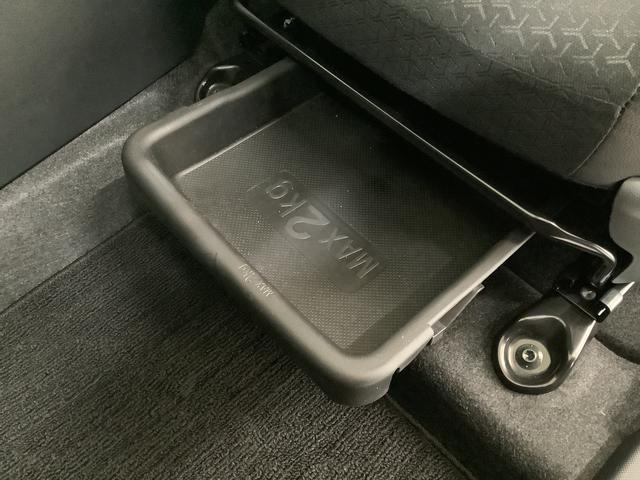 ロッキープレミアムG HEV ワンオーナー ディスプレイオーディオ1年保証 9インチディスプレイオーディオ ワンオーナー 全方位カメラ アダプティブクルーズコントロール 前後コーナーセンサー 前席シートヒーター Bluetooth 17インチ純正アルミホイール(兵庫県)の中古車