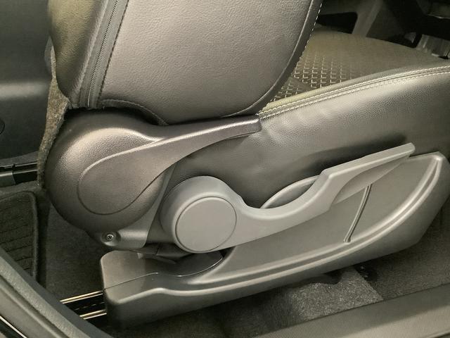 ロッキープレミアムG HEV ワンオーナー ディスプレイオーディオ1年保証 9インチディスプレイオーディオ ワンオーナー 全方位カメラ アダプティブクルーズコントロール 前後コーナーセンサー 前席シートヒーター Bluetooth 17インチ純正アルミホイール(兵庫県)の中古車