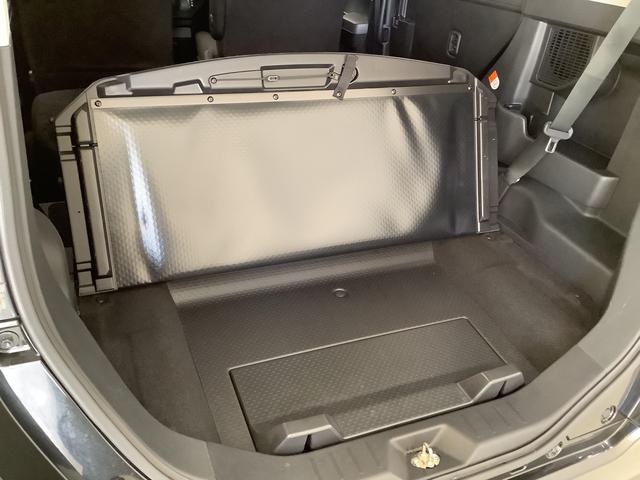 トールＧ　禁煙車　ワンオーナー　ナビＴＶ　ＥＴＣ　後席モニター１年保証　禁煙車　ワンオーナー　ナビＴＶ　ＥＴＣ　バックカメラ　フリップダウンモニター　両側電動スライドドア　前後コーナーセンサー　Ｂｌｕｅｔｏｏｔｈ　オートマチックハイビーム　ＬＥＤヘッドライト（兵庫県）の中古車