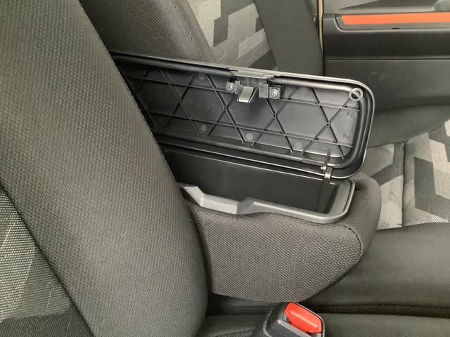 タントファンクロスターボ　９インチディスプレイオーディオ　ＨＤＭＩ１年保証　９インチディスプレイオーディオ　バックカメラ　両側電動スライドドア　前後コーナーセンサー　前席シートヒーター　ルーフレール　ＨＤＭＩ　オートマチックハイビーム　１５インチ純正アルミホイール（兵庫県）の中古車