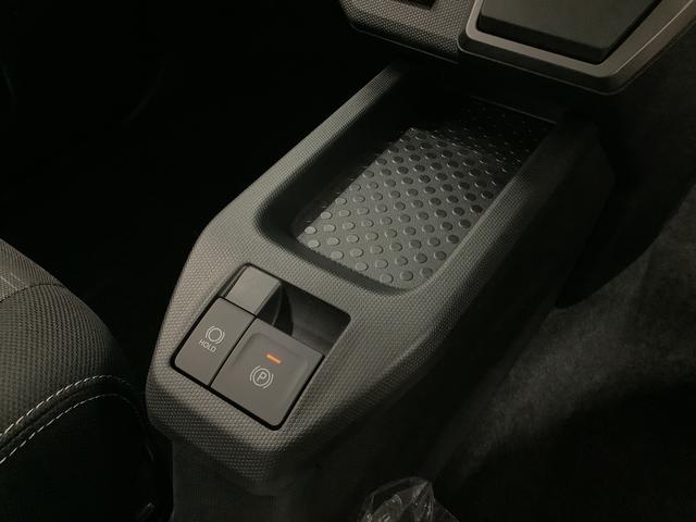 タフトGターボ ダーククロムベンチャー クルコン コーナーセンサー走行無制限1年保証 前後コーナーセンサー アダプティブクルーズコントロール 前席シートヒーター オートマチックハイビーム オートブレーキホールド スカイフィールトップ 15インチ純正アルミホイール(兵庫県)の中古車