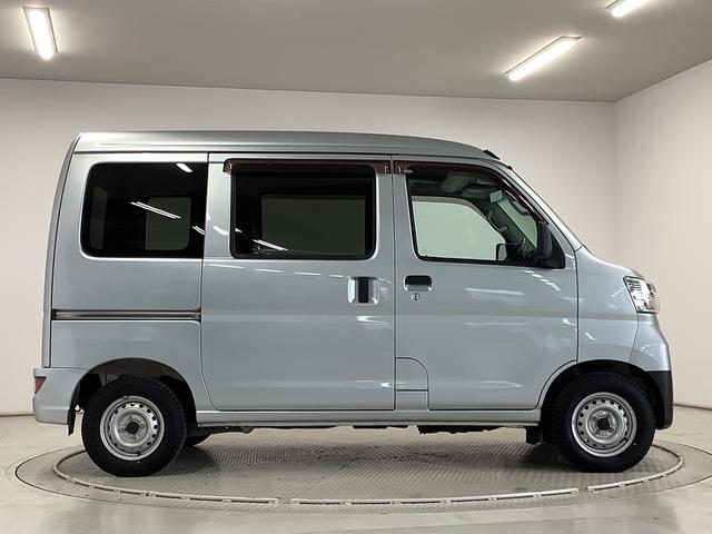 ハイゼットカーゴデラックスＳＡIII　ＡＴ　リアコーナーセンサー　ラジオ走行無制限１年保証　リアコーナーセンサー　ＡＴ車　オートマチックハイビーム　ＬＥＤヘッドライト　アイドリングストップ　横滑り防止装置　ドアバイザー　ヘッドライトレベライザー　パワーウィンドウ　ラジオ（兵庫県）の中古車