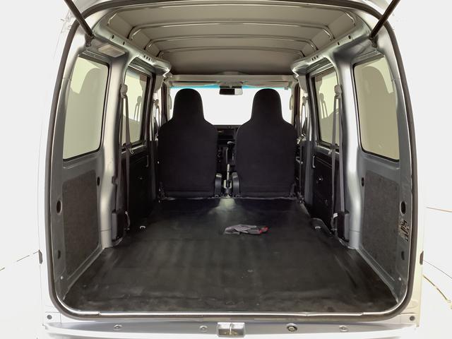 ハイゼットカーゴデラックスＳＡIII　ＡＴ　リアコーナーセンサー　ラジオ走行無制限１年保証　リアコーナーセンサー　ＡＴ車　オートマチックハイビーム　ＬＥＤヘッドライト　アイドリングストップ　横滑り防止装置　ドアバイザー　ヘッドライトレベライザー　パワーウィンドウ　ラジオ（兵庫県）の中古車