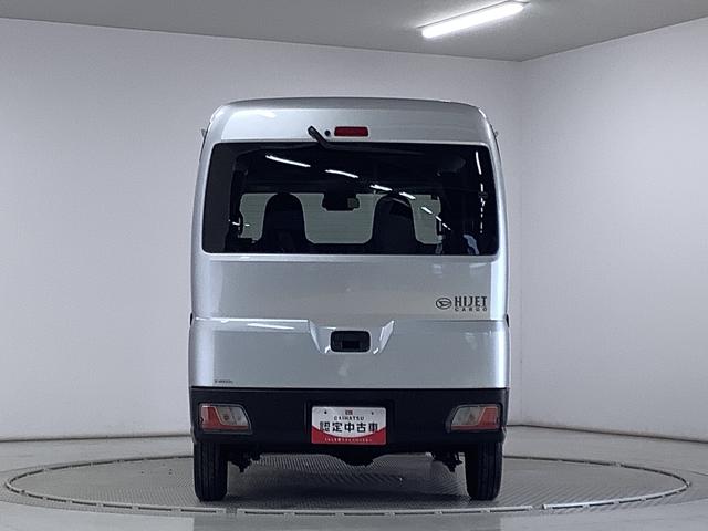 ハイゼットカーゴＤＸ　ＣＶＴ　前後コーナーセンサー　ラジオ　両側スライドドア走行無制限１年保証　前後コーナーセンサー　ＣＶＴ車　オートマチックハイビーム　キーレスエントリー　アイドリングストップ　横滑り防止装置　オートライト　ヘッドライトレベライザー　パワーウィンドウ　ラジオ（兵庫県）の中古車