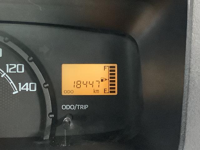 ハイゼットトラックスタンダード 5MT 3方開 荷台マット ドアバイザー走行無制限1年保証 MT車 荷台マット 3方開 ドアバイザー ヘッドライトレベライザー ラジオ アクセサリーソケット マニュアルエアコン スペアタイヤ バッテリーカバー ラバーフロアマット(兵庫県)の中古車