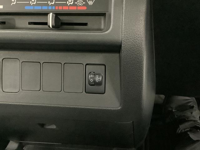 ハイゼットトラックスタンダード 5MT 3方開 荷台マット ドアバイザー走行無制限1年保証 MT車 荷台マット 3方開 ドアバイザー ヘッドライトレベライザー ラジオ アクセサリーソケット マニュアルエアコン スペアタイヤ バッテリーカバー ラバーフロアマット(兵庫県)の中古車