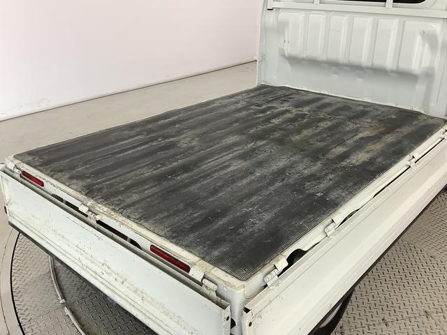 ハイゼットトラックスタンダード　５ＭＴ　３方開　荷台マット　ドアバイザー走行無制限１年保証　ＭＴ車　荷台マット　３方開　ゲートプロテクター　ドアバイザー　ヘッドライトレベライザー　ラジオ　アクセサリーソケット　マニュアルエアコン　スペアタイヤ　バッテリーカバー（兵庫県）の中古車