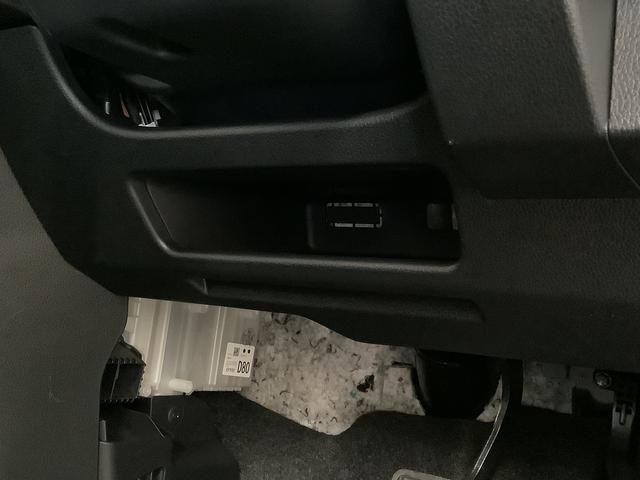 ムーヴＧ　９インチディスプレイオーディオ　全方位カメラ　両側電動１年保証　９インチディスプレイオーディオ　全方位カメラ　両側電動スライドドア　前後コーナーセンサー　ＵＳＢ　ＨＤＭＩ　Ｂｌｕｅｔｏｏｔｈ　Ｑｉワイヤレス充電　スマートキー　１４インチ純正アルミホイール（兵庫県）の中古車