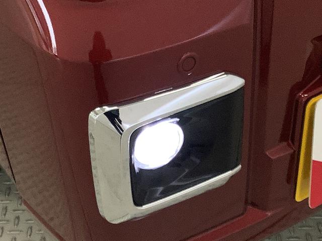 ハイゼットトラックジャンボエクストラ　４ＷＤ　ＣＶＴ　コーナーセンサー　３方開走行無制限１年保証　前後コーナーセンサー　４ＷＤ　ＣＶＴ車　３方開　荷台作業灯　オートマチックハイビーム　ＬＥＤヘッドライト　アイドリングストップ　プッシュスタート　横滑り防止装置　デフロック（兵庫県）の中古車