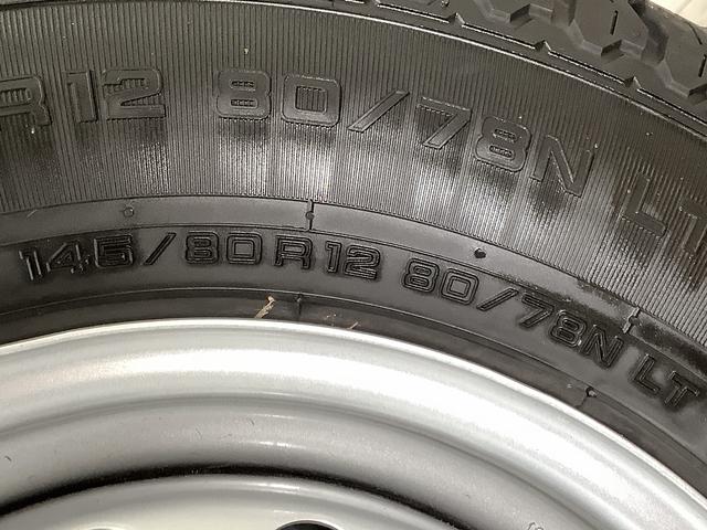 ハイゼットトラックジャンボエクストラ　４ＷＤ　ＣＶＴ　コーナーセンサー　３方開走行無制限１年保証　前後コーナーセンサー　４ＷＤ　ＣＶＴ車　３方開　荷台作業灯　オートマチックハイビーム　ＬＥＤヘッドライト　アイドリングストップ　プッシュスタート　横滑り防止装置　デフロック（兵庫県）の中古車