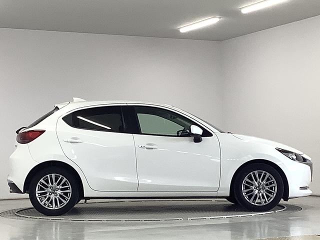 ＭＡＺＤＡ２１５Ｓ　Ｌパッケージ　禁煙車　ワンオーナー　ナビＴＶ１年保証　禁煙車　ワンオーナー　ナビＴＶ　衝突軽減ブレーキ　アダプティブクルーズコントロール　コーナーセンサー　シートヒーター　ステアリングヒーター　ヘッドアップディスプレイ　１６インチアルミホイール（兵庫県）の中古車