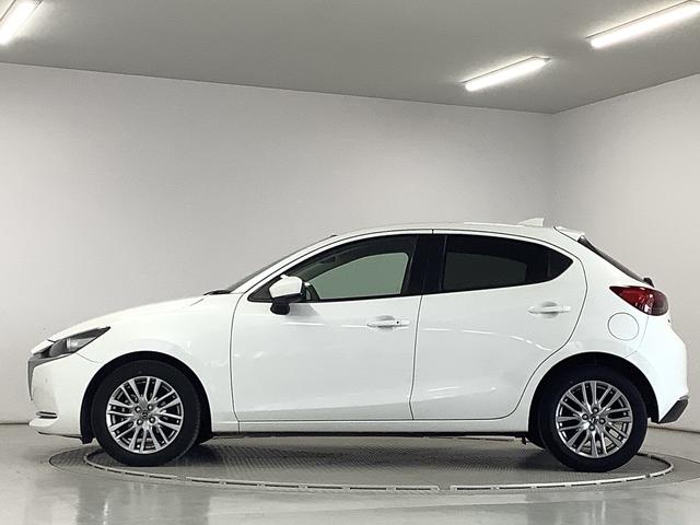 ＭＡＺＤＡ２１５Ｓ　Ｌパッケージ　禁煙車　ワンオーナー　ナビＴＶ１年保証　禁煙車　ワンオーナー　ナビＴＶ　衝突軽減ブレーキ　アダプティブクルーズコントロール　コーナーセンサー　シートヒーター　ステアリングヒーター　ヘッドアップディスプレイ　１６インチアルミホイール（兵庫県）の中古車