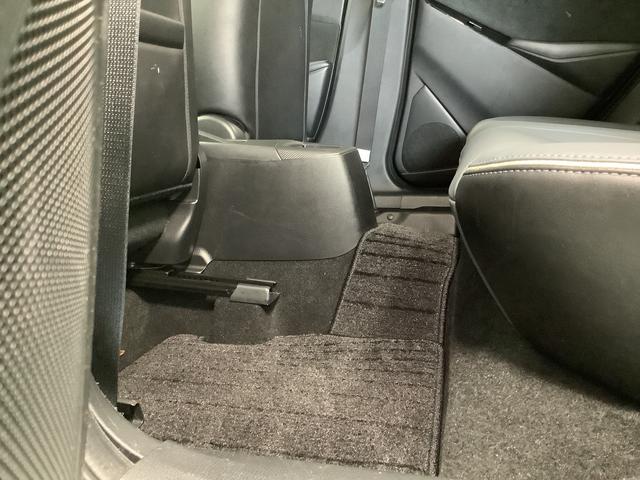 ＭＡＺＤＡ２１５Ｓ　Ｌパッケージ　禁煙車　ワンオーナー　ナビＴＶ１年保証　禁煙車　ワンオーナー　ナビＴＶ　衝突軽減ブレーキ　アダプティブクルーズコントロール　コーナーセンサー　シートヒーター　ステアリングヒーター　ヘッドアップディスプレイ　１６インチアルミホイール（兵庫県）の中古車