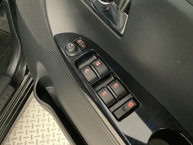 タントカスタムＲＳ　トップエディションＳＡIII　ターボ　ナビＴＶ１年保証　ナビＴＶ　ＤＶＤ　バックカメラ　両側電動スライドドア　リアコーナーセンサー　運転席シートヒーター　ＵＳＢ接続　Ｂｌｕｅｔｏｏｔｈ　オートマチックハイビーム　１５インチ純正アルミホイール（兵庫県）の中古車