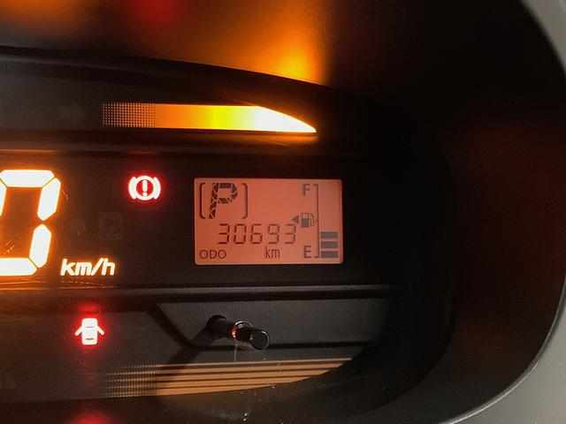 ミライースＬ　ＳＡ　カセットデッキ　アイドリングストップ　キーレス走行無制限１年保証　アイドリングストップ　カセットデッキ　キーレスエントリー　横滑り防止装置　ドアバイザー　ヘッドライトレベライザー　アクセサリーソケット　マニュアルエアコン　デジタルメーター（兵庫県）の中古車