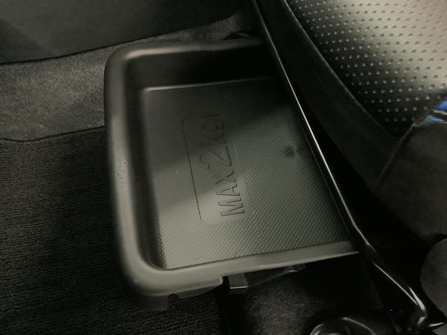 ロッキープレミアムＧ　ＨＥＶ　ワンオーナー　９インチナビＴＶ　ＥＴＣ１年保証　ワンオーナー　９インチナビＴＶ　ドラレコ　ＥＴＣ　全方位カメラ　アダプティブクルーズコントロール　コーナーセンサー　シートヒーター　ＵＳＢ　Ｂｌｕｅｔｏｏｔｈ　１７インチ純正アルミホイール（兵庫県）の中古車