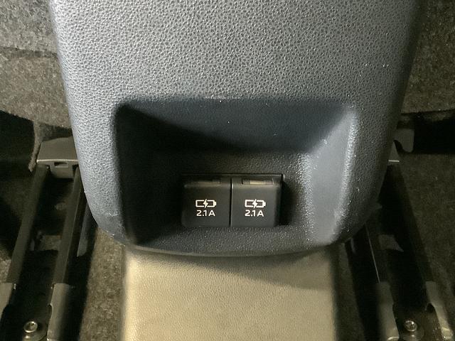 ロッキープレミアムＧ　ＨＥＶ　ワンオーナー　９インチナビＴＶ　ＥＴＣ１年保証　ワンオーナー　９インチナビＴＶ　ドラレコ　ＥＴＣ　全方位カメラ　アダプティブクルーズコントロール　コーナーセンサー　シートヒーター　ＵＳＢ　Ｂｌｕｅｔｏｏｔｈ　１７インチ純正アルミホイール（兵庫県）の中古車