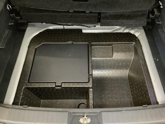 ロッキープレミアムＧ　ＨＥＶ　ワンオーナー　９インチナビＴＶ　ＥＴＣ１年保証　ワンオーナー　９インチナビＴＶ　ドラレコ　ＥＴＣ　全方位カメラ　アダプティブクルーズコントロール　コーナーセンサー　シートヒーター　ＵＳＢ　Ｂｌｕｅｔｏｏｔｈ　１７インチ純正アルミホイール（兵庫県）の中古車