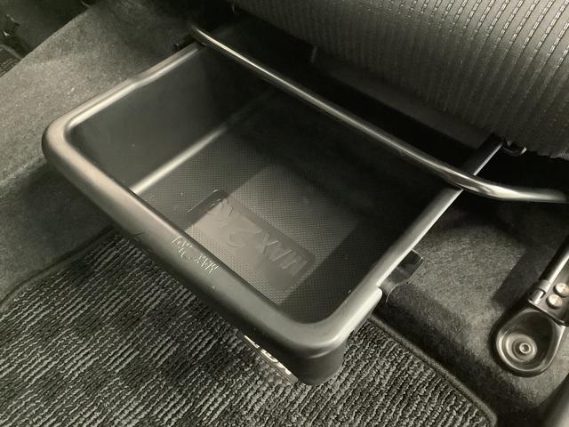 ムーヴＸリミテッドII　ＳＡIII　禁煙車　ワンオーナー　ナビＴＶ１年保証　禁煙車　ワンオーナー　ナビＴＶ　ＥＴＣ　バックカメラ　運転席シートヒーター　ＤＶＤ　ＵＳＢ　Ｂｌｕｅｔｏｏｔｈ　オートマチックハイビーム　ＬＥＤヘッドライト　１４インチ純正アルミホイール（兵庫県）の中古車