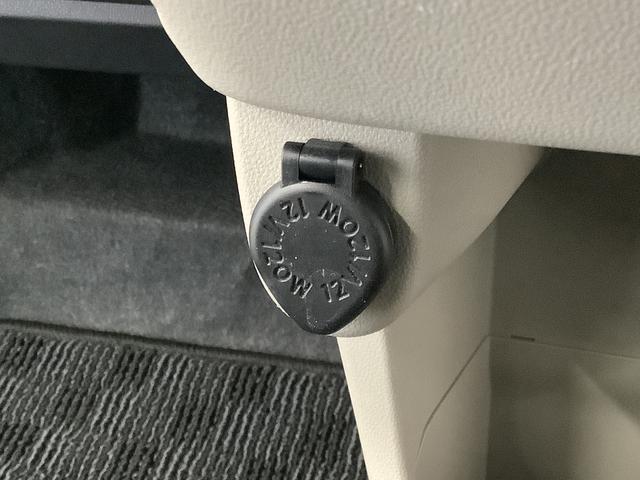 ムーヴＸリミテッドII　ＳＡIII　禁煙車　ワンオーナー　ナビＴＶ１年保証　禁煙車　ワンオーナー　ナビＴＶ　ＥＴＣ　バックカメラ　運転席シートヒーター　ＤＶＤ　ＵＳＢ　Ｂｌｕｅｔｏｏｔｈ　オートマチックハイビーム　ＬＥＤヘッドライト　１４インチ純正アルミホイール（兵庫県）の中古車