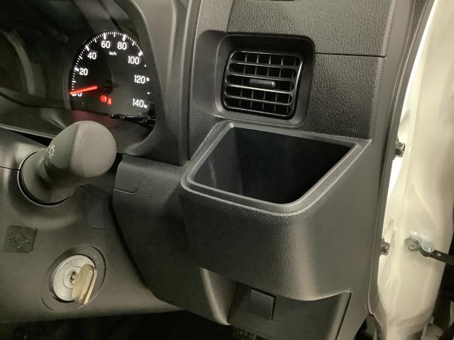 ハイゼットトラックスタンダード　４ＷＤ　５ＭＴ　前後コーナーセンサー　ラジオ走行無制限１年保証　前後コーナーセンサー　４ＷＤ　ＭＴ車　３方開　アイドリングストップ　横滑り防止装置　オートライト　ヘッドライトレベライザー　アクセサリーソケット　スペアタイヤ　ラジオ（兵庫県）の中古車