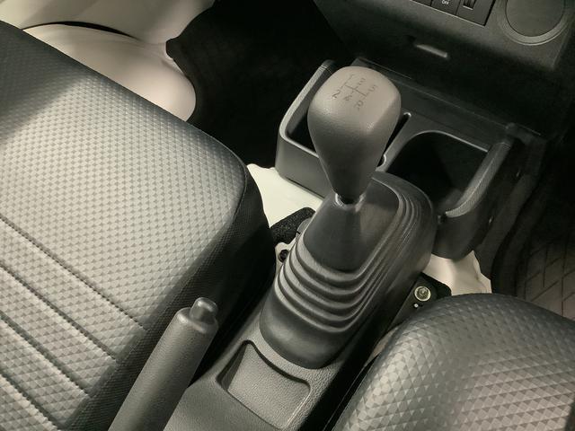 ハイゼットトラックスタンダード　４ＷＤ　５ＭＴ　前後コーナーセンサー　ラジオ走行無制限１年保証　前後コーナーセンサー　４ＷＤ　ＭＴ車　３方開　アイドリングストップ　横滑り防止装置　オートライト　ヘッドライトレベライザー　アクセサリーソケット　スペアタイヤ　ラジオ（兵庫県）の中古車