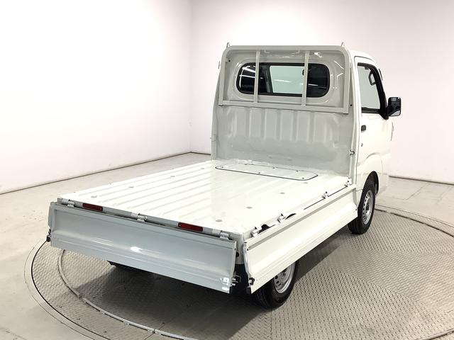 ハイゼットトラックスタンダード　４ＷＤ　５ＭＴ　前後コーナーセンサー　ラジオ走行無制限１年保証　前後コーナーセンサー　４ＷＤ　ＭＴ車　３方開　アイドリングストップ　横滑り防止装置　オートライト　ヘッドライトレベライザー　アクセサリーソケット　スペアタイヤ　ラジオ（兵庫県）の中古車