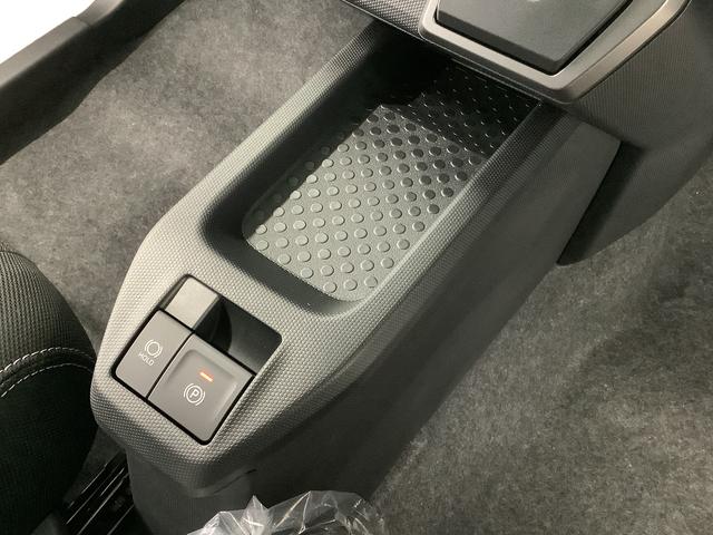 タフトＧ　ダーククロムベンチャー　アダプティブクルーズコントロール走行無制限１年保証　前後コーナーセンサー　アダプティブクルーズコントロール　前席シートヒーター　オートマチックハイビーム　オートブレーキホールド　スカイフィールトップ　１５インチ純正アルミホイール（兵庫県）の中古車