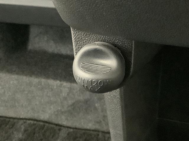 ムーヴカスタム　Ｘリミテッド　ＳＡIII　運転席シートヒーター走行無制限１年保証　運転席シートヒーター　オートマチックハイビーム　ＬＥＤヘッドライト　アイドリングストップ　横滑り防止装置　スマートキー　オートエアコン　ドアバイザー　１４インチ純正アルミホイール（兵庫県）の中古車