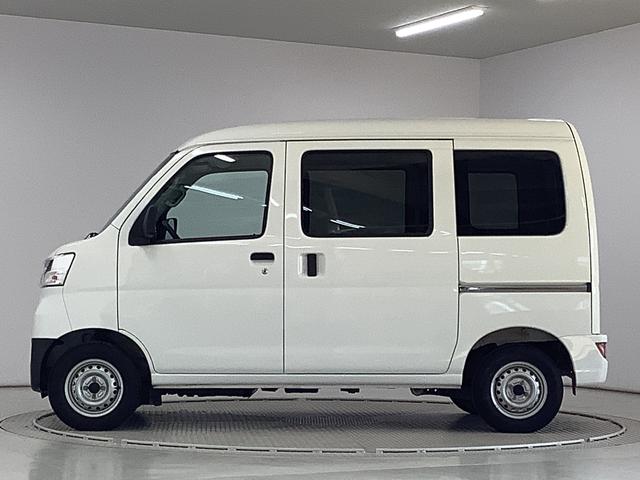 ハイゼットカーゴデラックスＳＡIII　４ＷＤ　ＡＴ　ＥＴＣ　コーナーセンサー走行無制限１年保証　リアコーナーセンサー　４ＷＤ　ＡＴ車　ＥＴＣ　オートマチックハイビーム　ＬＥＤヘッドライト　アイドリングストップ　キーレス　横滑り防止装置　ヘッドライトレベライザー　ラジオ（兵庫県）の中古車