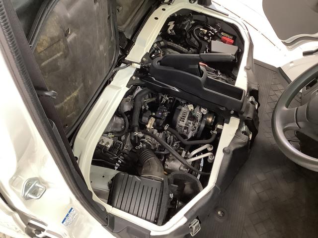 ハイゼットカーゴデラックスＳＡIII　４ＷＤ　ＡＴ　ＥＴＣ　コーナーセンサー走行無制限１年保証　リアコーナーセンサー　４ＷＤ　ＡＴ車　ＥＴＣ　オートマチックハイビーム　ＬＥＤヘッドライト　アイドリングストップ　キーレス　横滑り防止装置　ヘッドライトレベライザー　ラジオ（兵庫県）の中古車