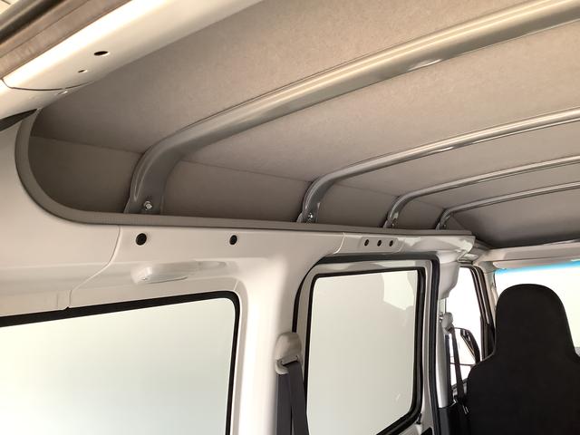 ハイゼットカーゴデラックスＳＡIII　４ＷＤ　ＡＴ　ＥＴＣ　コーナーセンサー走行無制限１年保証　リアコーナーセンサー　４ＷＤ　ＡＴ車　ＥＴＣ　オートマチックハイビーム　ＬＥＤヘッドライト　アイドリングストップ　キーレス　横滑り防止装置　ヘッドライトレベライザー　ラジオ（兵庫県）の中古車