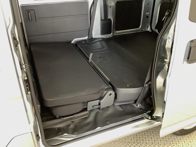 ハイゼットカーゴＤＸ　４ＷＤ　ＣＶＴ　前後コーナーセンサー　両側スライドドア走行無制限１年保証　前後コーナーセンサー　４ＷＤ　ＣＶＴ車　オートマチックハイビーム　アイドリングストップ　横滑り防止装置　オートライト　ヘッドライトレベライザー　ラジオ　マニュアルエアコン（兵庫県）の中古車