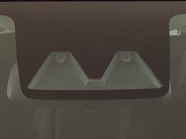 ロッキープレミアムＧ　ＨＥＶ　ワンオーナー　クルコン　シートヒーター走行無制限１年保証　前後コーナーセンサー　ワンオーナー　アダプティブクルーズコントロール　前席シートヒーター　オートマチックハイビーム　ＬＥＤヘッドライト　スマートキー　１７インチ純正アルミホイール（兵庫県）の中古車