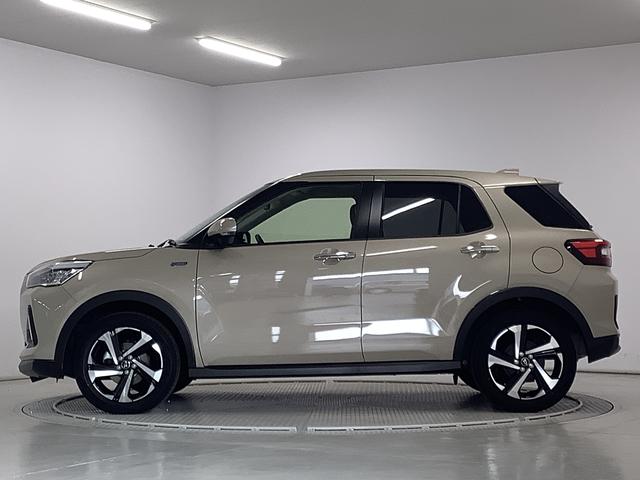 ロッキープレミアムＧ　ＨＥＶ　ワンオーナー　クルコン　シートヒーター走行無制限１年保証　前後コーナーセンサー　ワンオーナー　アダプティブクルーズコントロール　前席シートヒーター　オートマチックハイビーム　ＬＥＤヘッドライト　スマートキー　１７インチ純正アルミホイール（兵庫県）の中古車