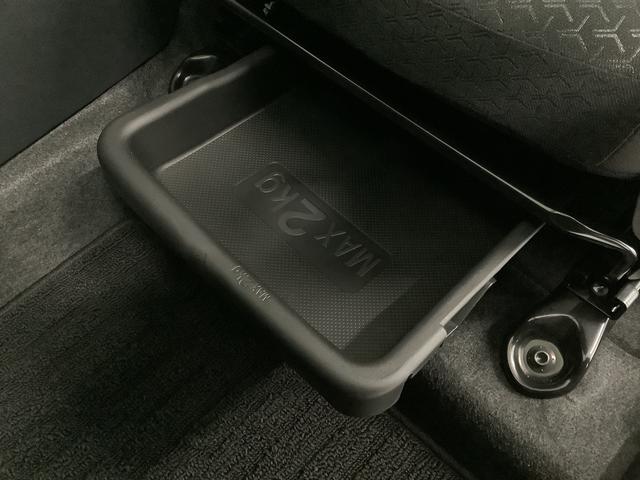 ロッキープレミアムＧ　ＨＥＶ　ワンオーナー　クルコン　シートヒーター走行無制限１年保証　前後コーナーセンサー　ワンオーナー　アダプティブクルーズコントロール　前席シートヒーター　オートマチックハイビーム　ＬＥＤヘッドライト　スマートキー　１７インチ純正アルミホイール（兵庫県）の中古車