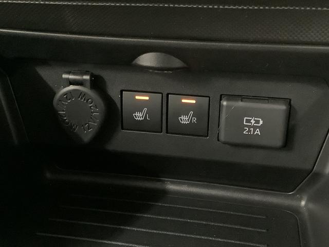 ロッキープレミアムＧ　ＨＥＶ　ワンオーナー　クルコン　シートヒーター走行無制限１年保証　前後コーナーセンサー　ワンオーナー　アダプティブクルーズコントロール　前席シートヒーター　オートマチックハイビーム　ＬＥＤヘッドライト　スマートキー　１７インチ純正アルミホイール（兵庫県）の中古車