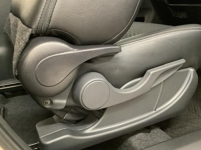 ロッキープレミアムＧ　ＨＥＶ　ワンオーナー　クルコン　シートヒーター走行無制限１年保証　前後コーナーセンサー　ワンオーナー　アダプティブクルーズコントロール　前席シートヒーター　オートマチックハイビーム　ＬＥＤヘッドライト　スマートキー　１７インチ純正アルミホイール（兵庫県）の中古車