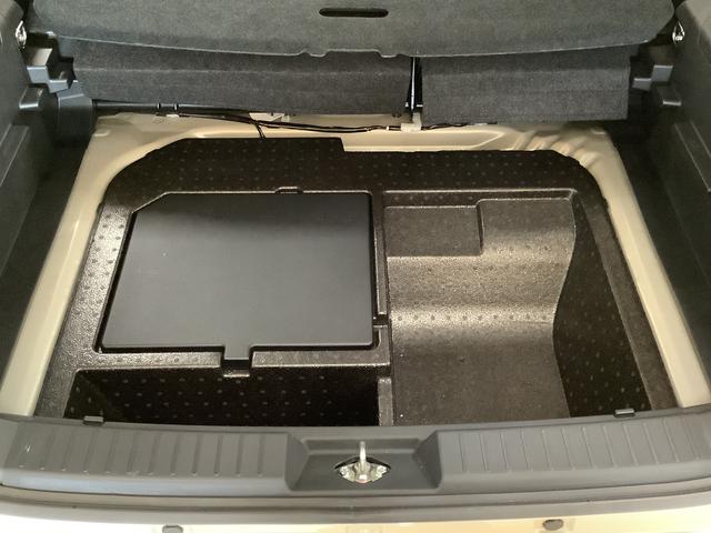 ロッキープレミアムＧ　ＨＥＶ　ワンオーナー　クルコン　シートヒーター走行無制限１年保証　前後コーナーセンサー　ワンオーナー　アダプティブクルーズコントロール　前席シートヒーター　オートマチックハイビーム　ＬＥＤヘッドライト　スマートキー　１７インチ純正アルミホイール（兵庫県）の中古車